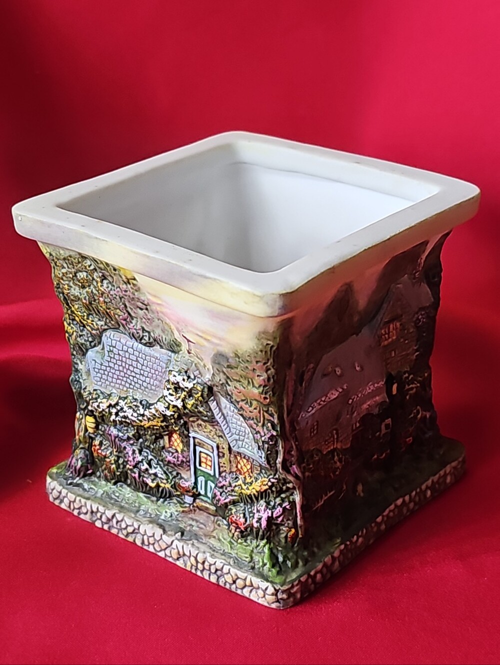 Thomas Kinkade Hand-Painted Cottage Ceramic Small Planter / Vase